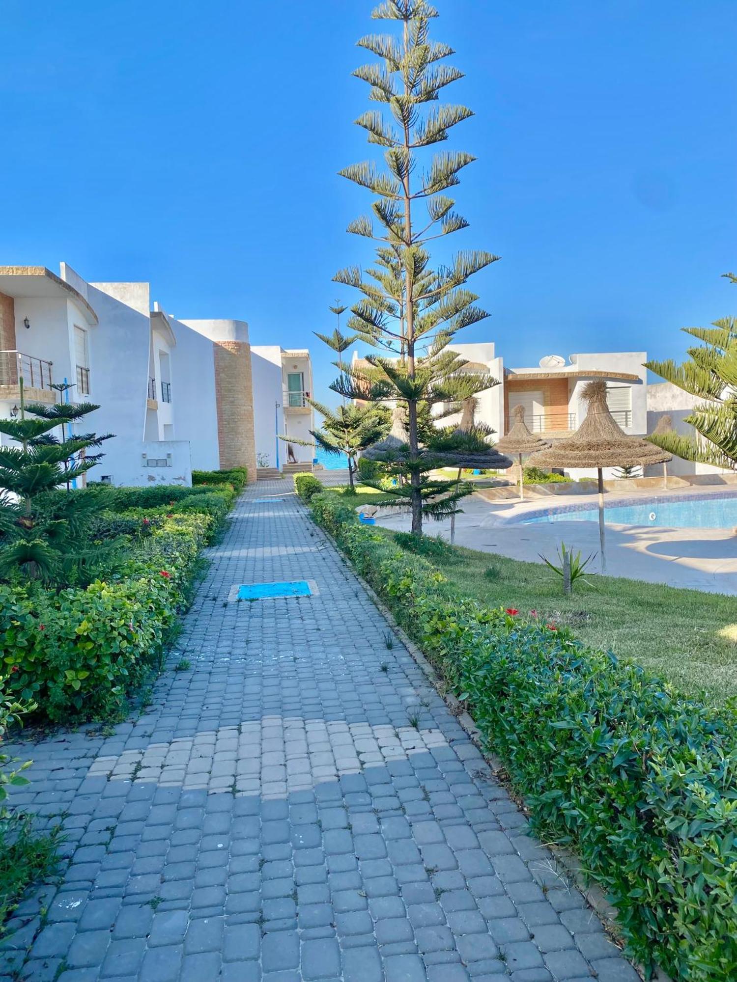 Splendid Beachfront Villa In Sidi Bouzid Beach With Pool Douar Ourlali ภายนอก รูปภาพ